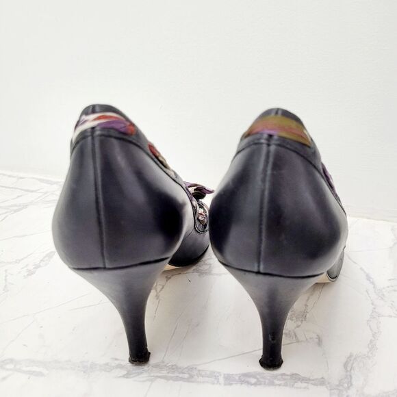 2/$20 Nine West Black With Red Bow Heels Shoes Size: 7M US - Picture 6 of 8